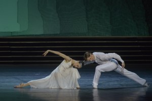 Mariinsky Dancers Redeem Patchy Cinderella